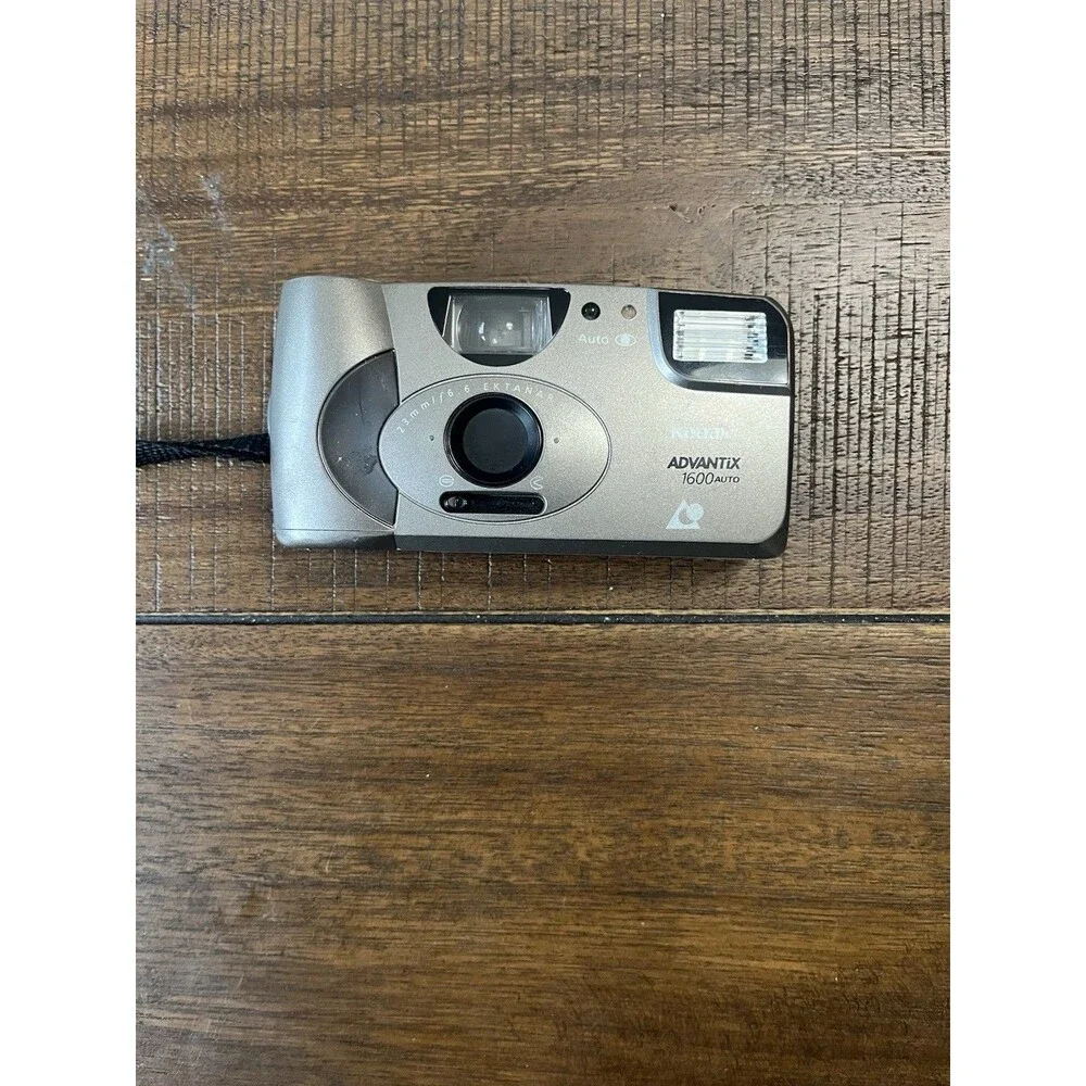 Kodak Advantix 1600 Auto APS Point & Shoot Film Camera - Tested Works + Strap